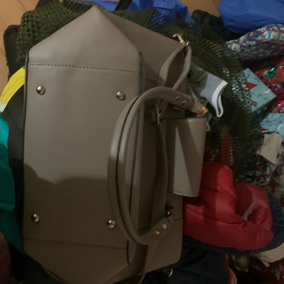 Different coach purses for sale - Picture 3 of 4